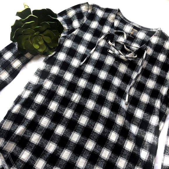 3/$10 SALE! Plaid Shirt Black and White Lace Up - Picture 3 of 7